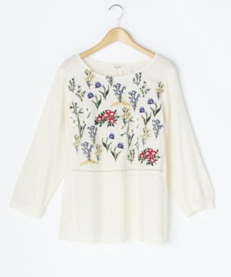 ＜スーパーハッカ フィーユ/super hakka feuille＞ 大きいサイズ フォークロアフラワー刺繍ブラウス(16151373)(クローバー) キナリ(21) 【三越・伊勢丹/公式】