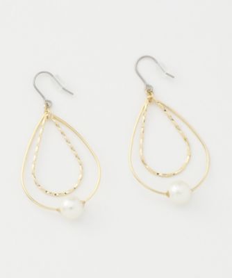 ＜Lilou（リル）＞ 大きいサイズ オーバーラップ パール ピアス(5010368*) ティアドロップ 【三越・伊勢丹/公式】