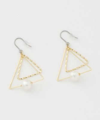 ＜Lilou（リル）＞ 大きいサイズ オーバーラップ パール ピアス(5010368*) トライアングル 【三越・伊勢丹/公式】