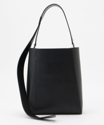 ＜CALVIN KLEIN＞ BUCKET(2-WLBA23) BLACK 【三越・伊勢丹/公式】