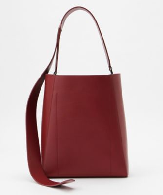 ＜CALVIN KLEIN＞ BUCKET(2-WLBA23) RED 【三越・伊勢丹/公式】