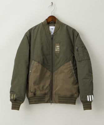 ＜アディダス オリジナルス バイ ホワイトマウンテニアリング＞ フライトジャケット(7W-14-BQ4077) オリーブ 【三越・伊勢丹/公式】