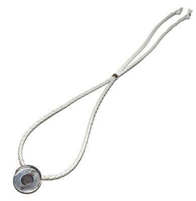＜リベルタス ゴルフィーノ/LIBERTAS GOLFINO＞ ブレイデッドネックレスマーカーホルダー ホワイト 【三越・伊勢丹/公式】