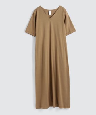 【SALE（三越）】＜BPQC/ビーピーキューシー＞ BPQCxエイガールズ Vネックワンピース(BP71AGL013) キャメル 【三越・伊勢丹/公式】