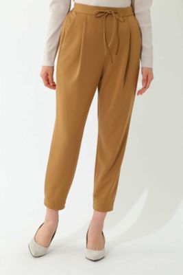 ＜22OCTOBRE＞ ストレッチポンチテーパードパンツ(8537241912) ベージュ 【三越・伊勢丹/公式】