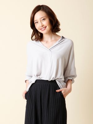 ＜I．T．'S．international(イッツインターナショナル)＞ スキッパーネックドッキングカットソー(1074190017) グレー 【三越・伊勢丹/公式】
