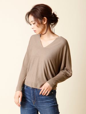 ＜イネドL＞ 《INED》Vネックドルマンセーター(7573170001) カーキ 【三越・伊勢丹/公式】