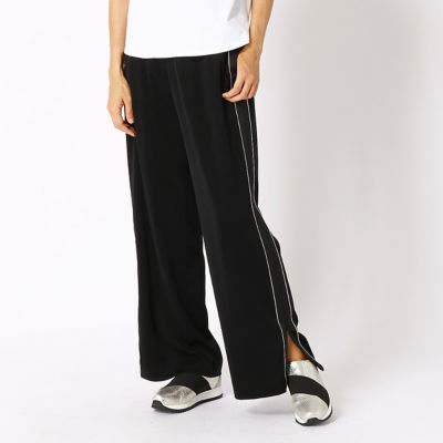 ＜COMME CA DU MODE/コムサデモード＞ サテンスエードトラックパンツ(0105PC09) 01ブラック 【三越・伊勢丹/公式】