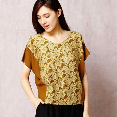 ＜COMME CA DU MODE/コムサデモード＞ ボタニカルリーフデザインプルオーバー(0108HC09) 01 【三越・伊勢丹/公式】