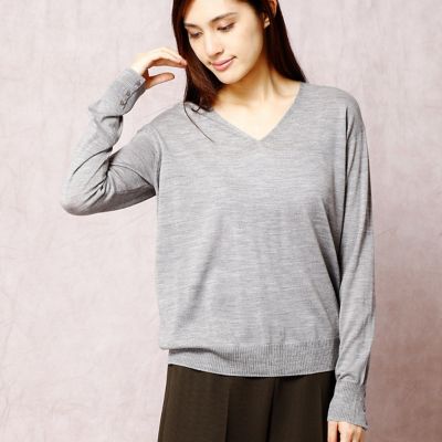 ＜COMME CA DU MODE/コムサデモード＞ Vネックプルオーバー(1004IC04) 01 【三越・伊勢丹/公式】