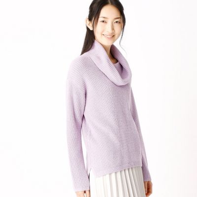 ＜COMME CA ISM (レディース）＞ オフタートルニット(1277KX25) 25ライラック 【三越・伊勢丹/公式】