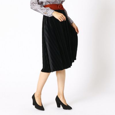 ＜COMME CA DU MODE/コムサデモード＞ ベロアスムースエンボスストライププリーツスカート(1502FC02) 02クロ 【三越・伊勢丹/公式】