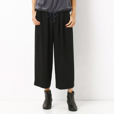 ＜ギャバジンK.T/Gabardine K.T＞ トリアセバックサテンワイドパンツ(7215PC01) ブラック 【三越・伊勢丹/公式】