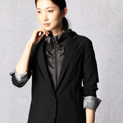 ＜β/ベータ＞ フード付きジャケット(7777GC01) ブラックxホワイト 【三越・伊勢丹/公式】