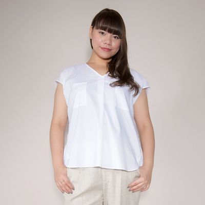 【SALE（伊勢丹）】＜VARAL DE MODA+＞ 大きいサイズ ノーカラーフレンチスリーブブラウス(V71-2024)(クローバープラス) オフホワイト(11) 【三越・伊勢丹/公式】