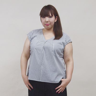 【SALE（伊勢丹）】＜VARAL DE MODA+＞ 大きいサイズ ノーカラーフレンチスリーブブラウス(V71-2024)(クローバープラス) ブラック(90) 【三越・伊勢丹/公式】