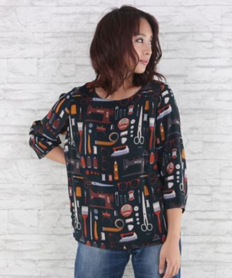 ＜サブストリート マイスタンダード/SAB STREET MY STANDARD＞ 大きいサイズ <nice things>レトロプリントブラウス(33-01-5665)(クローバー) ソーイング(04) 【三越・伊勢丹/公式】