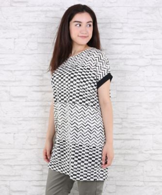 ＜サブストリート マイスタンダード/SAB STREET MY STANDARD＞ 大きいサイズ エスパンディ幾何柄&花柄チュニックワンピース(33-36-7959)(クローバー) 幾何柄ブラック(03) 【三越・伊勢丹/公式】