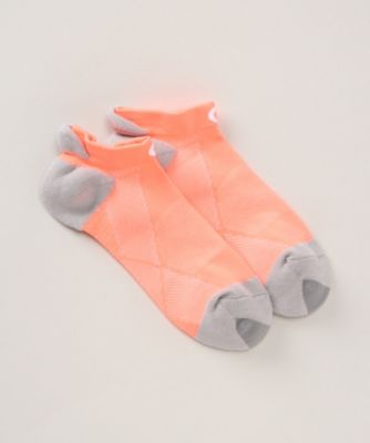 ＜C3fit/シースリーフィット＞ アーチサポートショートソックス/男女兼用(3F93356) コーラルピンク 【三越・伊勢丹/公式】