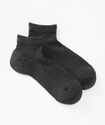 ＜C3fit/シースリーフィット＞ ゴルフショートソックス/男女兼用(3F66162) チャコールグレー 【三越・伊勢丹/公式】