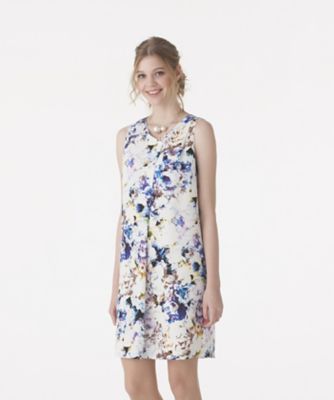 【SALE（三越）】＜ローズティアラ＞ 幾何柄プリントタックデザインワンピース シロ 【三越・伊勢丹/公式】