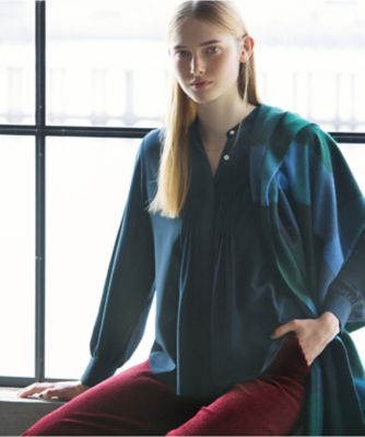 ＜OLD ENGLAND＞ シルクデシンブラウス ネイビー 【三越・伊勢丹/公式】