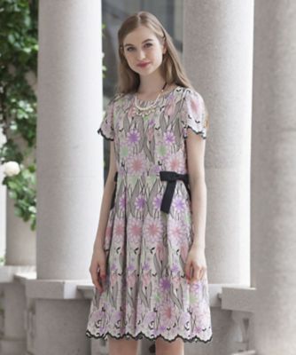 ＜ローズティアラ＞ チューリップ刺繍ドレス ベージュ 【三越・伊勢丹/公式】