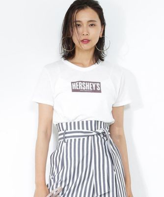 【SALE（三越）】＜ロペ/ROPE'＞ 【HERSEY'S】ロゴTシャツ シロ 【三越・伊勢丹/公式】