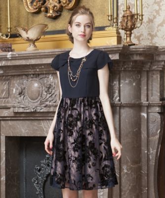 ＜ローズティアラL＞ 大きいサイズ レースフロッキードッキングワンピース ネービーブルー 【三越・伊勢丹/公式】