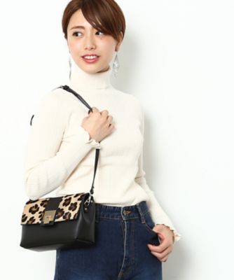 ＜ロペ/ROPE'＞ チビフリルロングスリーブタートル シロサブ 【三越・伊勢丹/公式】