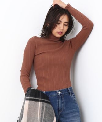 ＜ロペ/ROPE'＞ チビフリルロングスリーブタートル チャイロサブ 【三越・伊勢丹/公式】