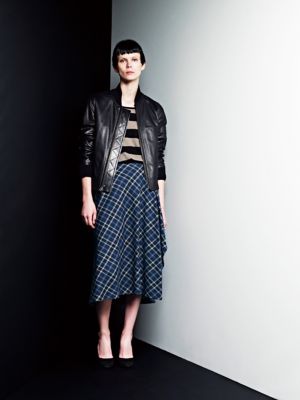 ＜VINCE./ヴィンス＞ セーター(977-66144) ベージュxブラック 【三越・伊勢丹/公式】