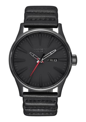 ＜ニクソン/nixon＞ THE SENTRY LEATHER SW(NA105SW2444-00) KYLO BLACK 【三越・伊勢丹/公式】