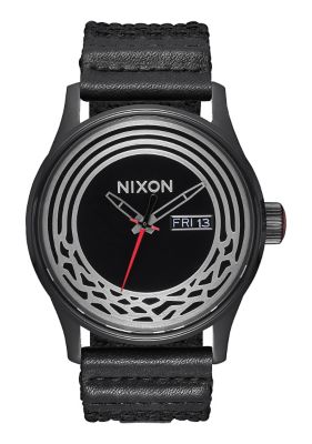 ＜ニクソン/nixon＞ THE SENTRY WOVEN SW(NA1067SW2444-00) KYLO BLACK 【三越・伊勢丹/公式】
