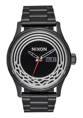 ＜ニクソン/nixon＞ THE SENTRY SS SW(NA356SW2444-00) KYLO BLACK 【三越・伊勢丹/公式】