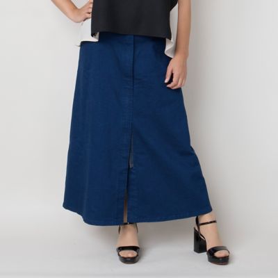 【SALE（伊勢丹）】＜VARAL DE MODA+＞ 大きいサイズ ストレッチデニムマキシスカート(V71-2300)(クローバープラス) ブルー 【三越・伊勢丹/公式】