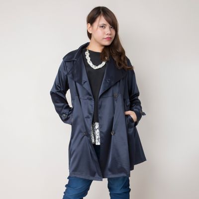 【SALE（伊勢丹）】＜VARAL DE MODA+＞ 大きいサイズ マットブライトアンティークサテントレンチコート(V71-6230)(クローバー) ネイビー 【三越・伊勢丹/公式】
