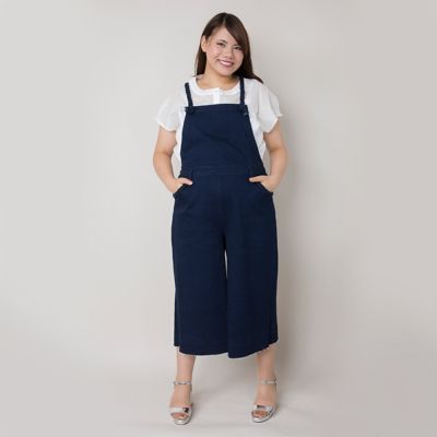 【SALE（伊勢丹）】＜VARAL DE MODA+＞ 大きいサイズ 編み込みポイントデニムサロペットワイドパンツ(V71-7300)(クローバー) ネイビー 【三越・伊勢丹/公式】