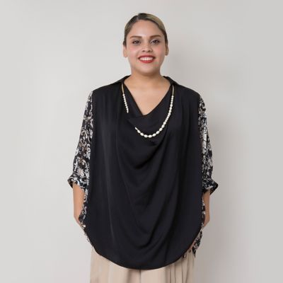 【SALE（伊勢丹）】＜VARAL DE MODA+＞ 大きいサイズ アラベスクプリントシフォンバックプルオーバー(V71-8130)(クローバープラス) ブラック 【三越・伊勢丹/公式】