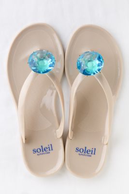 ＜ソレイユ バイププティエ＞3月アクアマリン・フラットサンダル ベージュ