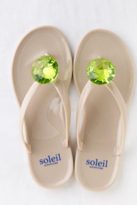 ＜ソレイユ バイププティエ＞8月ペリドット・フラットサンダル ベージュ