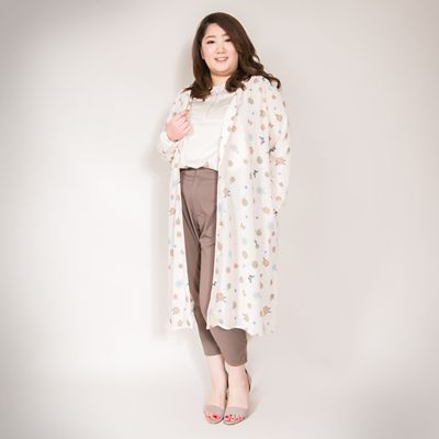 ＜VARAL DE MODA+＞ 大きいサイズ フラワープリントシフォンシャツワンピース(V72-1044)(クローバー) ベージュ(20) 【三越・伊勢丹/公式】