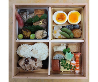 <敬老の日・弁当> 【９月２１日（月・祝）正午～午後６時３０分　京都／地下１階　店頭お受取りカウンター】＜瓢亭＞季節の折詰