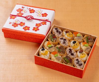 <${item.brandName}> 【５月３日（日・祝）～５月５日（火・祝）　　京都／地下１階　店頭お受取りカウンター】＜たごさく＞華おこわいなり詰め合わせ