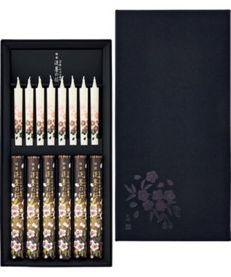 <${item.brandName}> 〈日本香堂〉宇野千代のお線香　特撰淡墨（とくせんうすずみ）の桜　絵ローソクセット［フローラルの香り］【５９７３９３】
