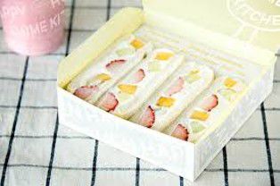 イートイン 新宿 本館６階 フルーツサンド 三越伊勢丹オンラインストア 公式