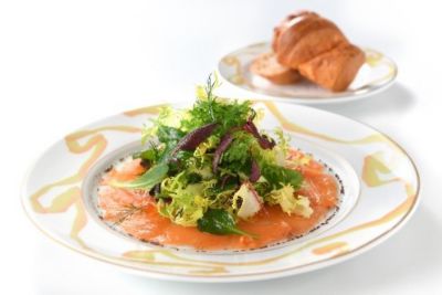 カフェ・キュイジーヌ ル サロン ジャック・ボリー/カフェ・キュイジーヌ ル サロン ジャック・ボリー 【イートイン／新宿　本館４階】スコットランド産サーモンマリネ　アネット風味