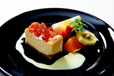 イートイン 新宿 本館６階 チーズケーキ アールグレイのクリスタルそのとき美味しい果実添え 三越伊勢丹オンラインストア 公式