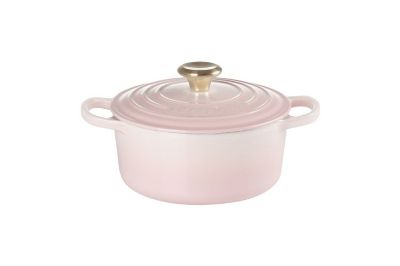 Le Creuset ル クルーゼの鍋一覧 三越伊勢丹オンラインストア 公式