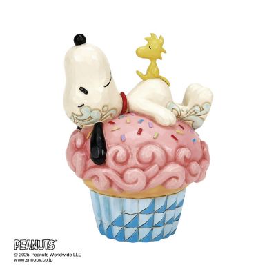 edom (Men)/エドム フィギュア　Ｓｎｏｏｐｙ　Ｌａｙｉｎｇ　ｏｎ　Ｃｕｐｃａｋｅ